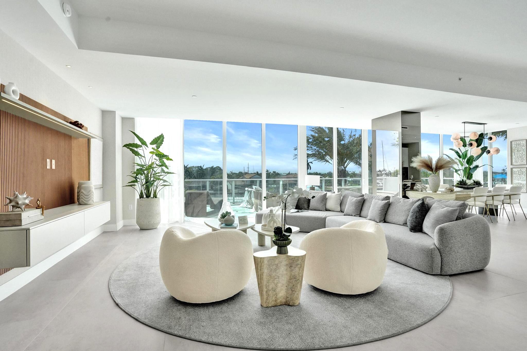 407 N Riverside Drive 605