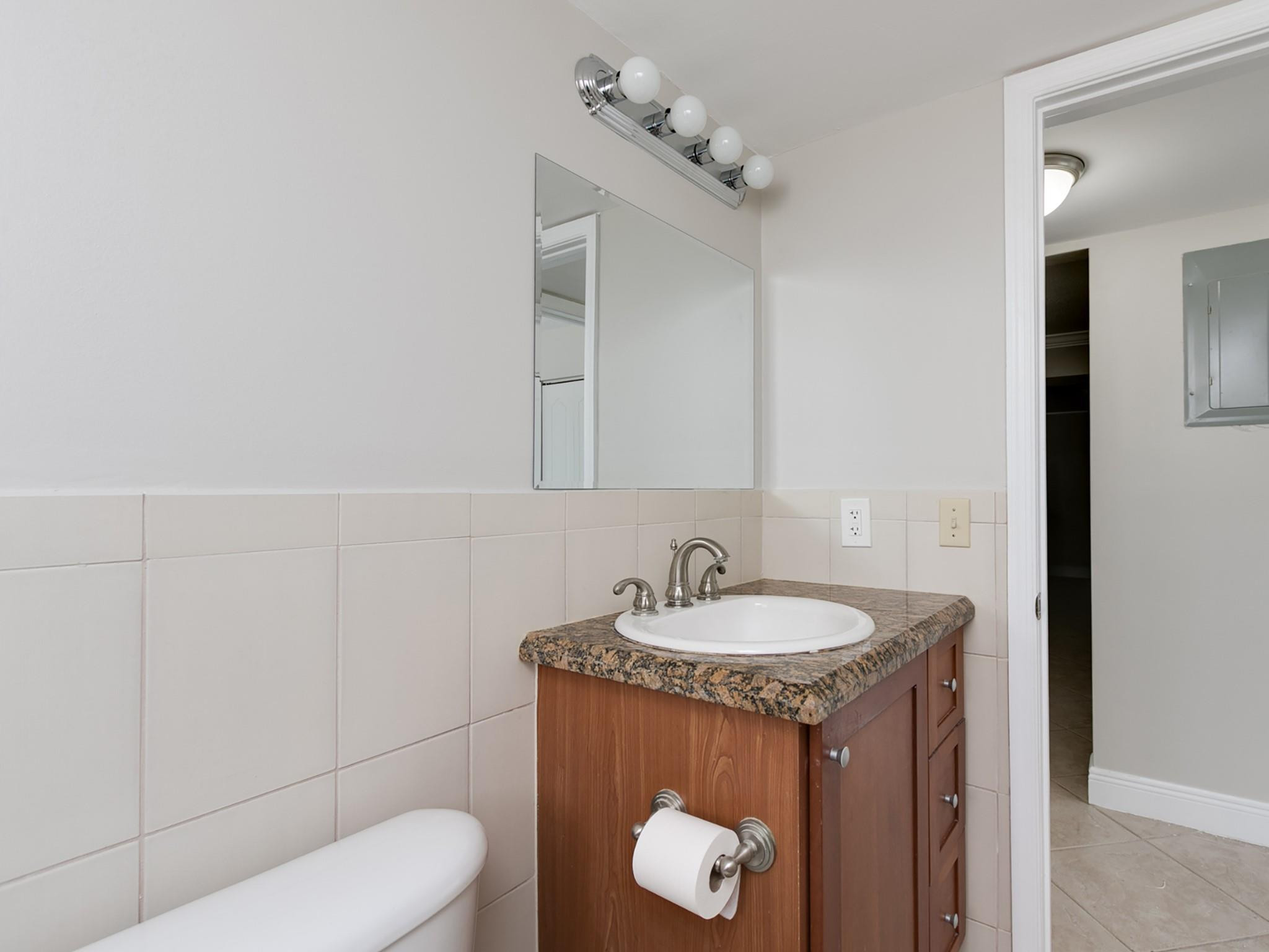 CORAL RIDGE PLACE CONDO - Residential Lease