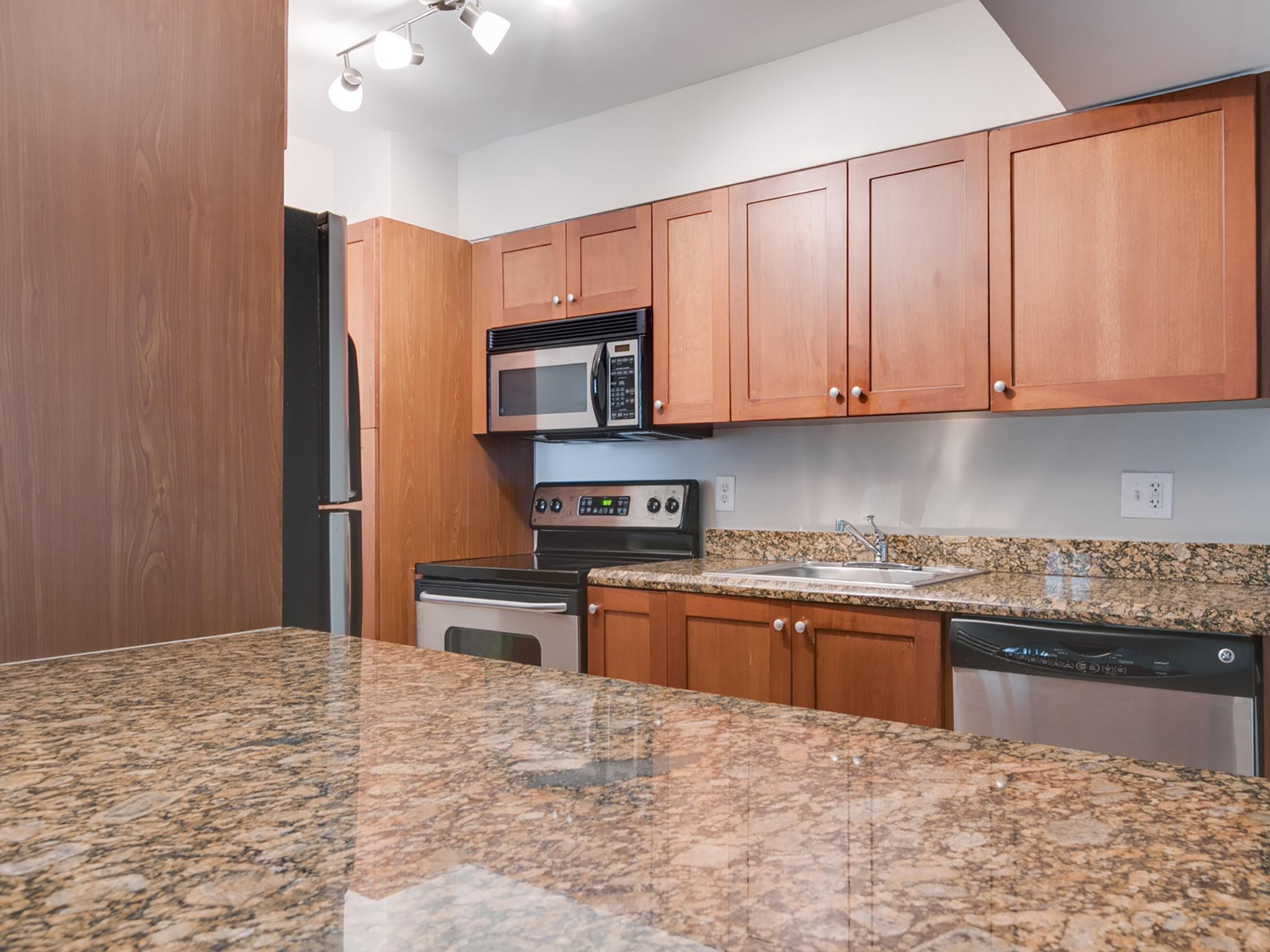 CORAL RIDGE PLACE CONDO - Residential Lease