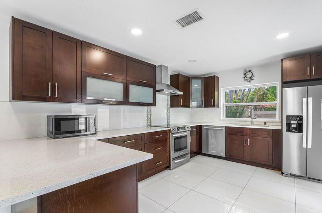 Photo of 10215 Barnegat Avenue, Boca Raton, FL 33428 (MLS # R11010578)