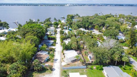 A home in Jensen Beach