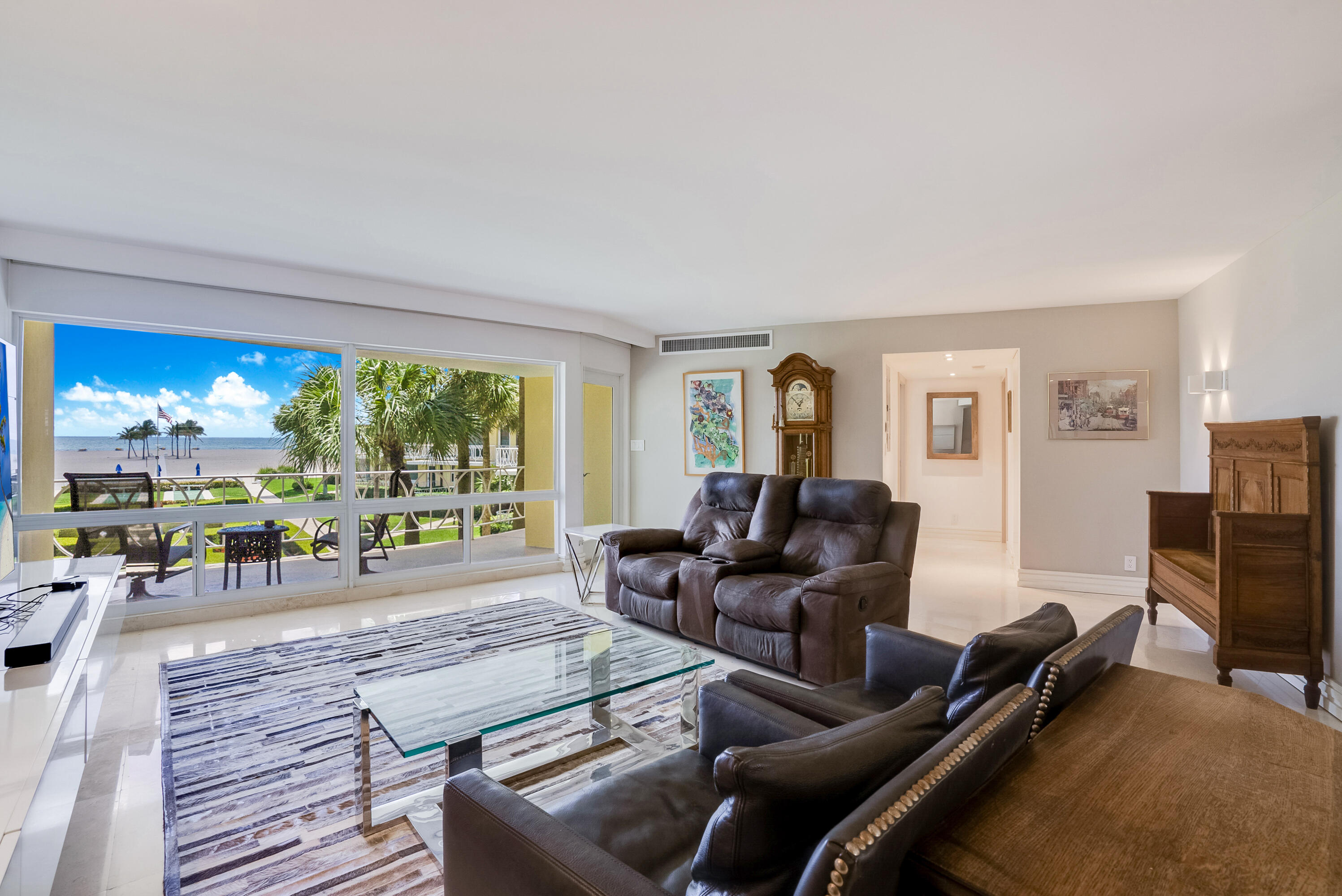 ORLEANS CHATEAU & VILLAS CO-OP - Residential