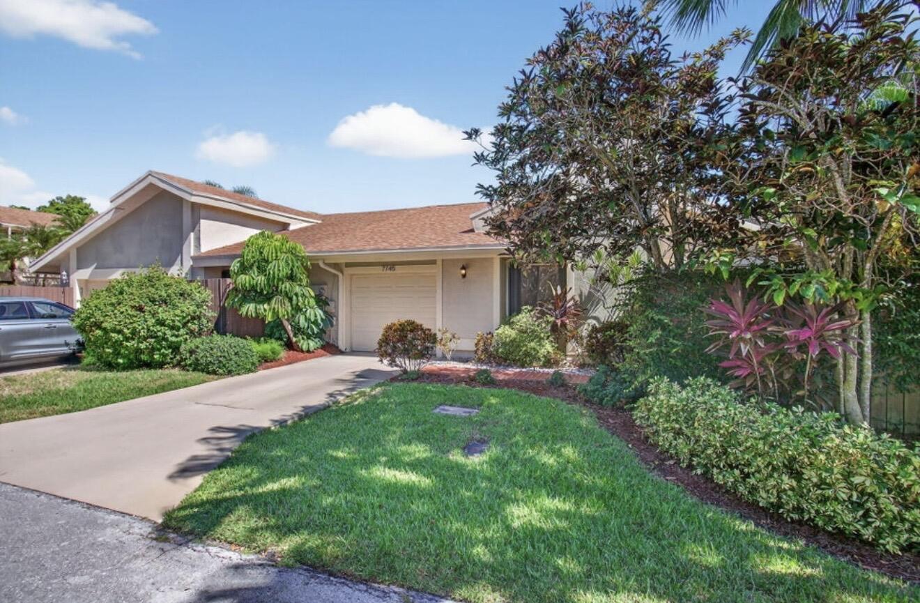 7745 Stanway Place E