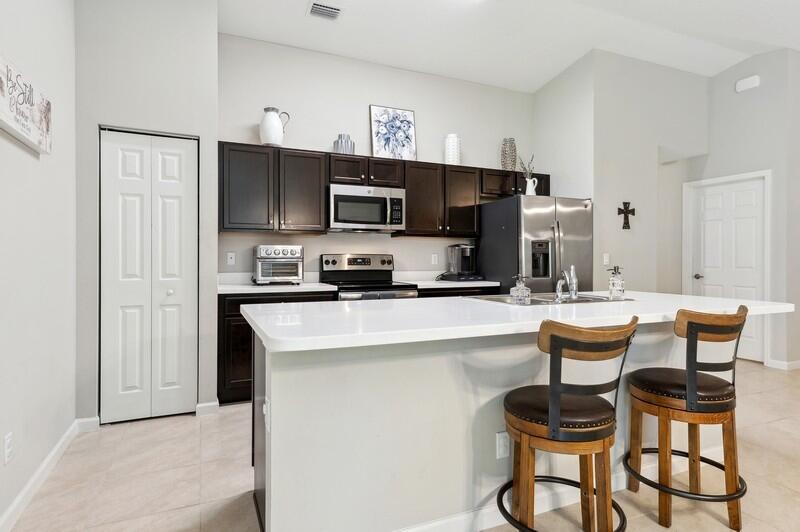 PORT ST LUCIE SECTION 4 - Residential