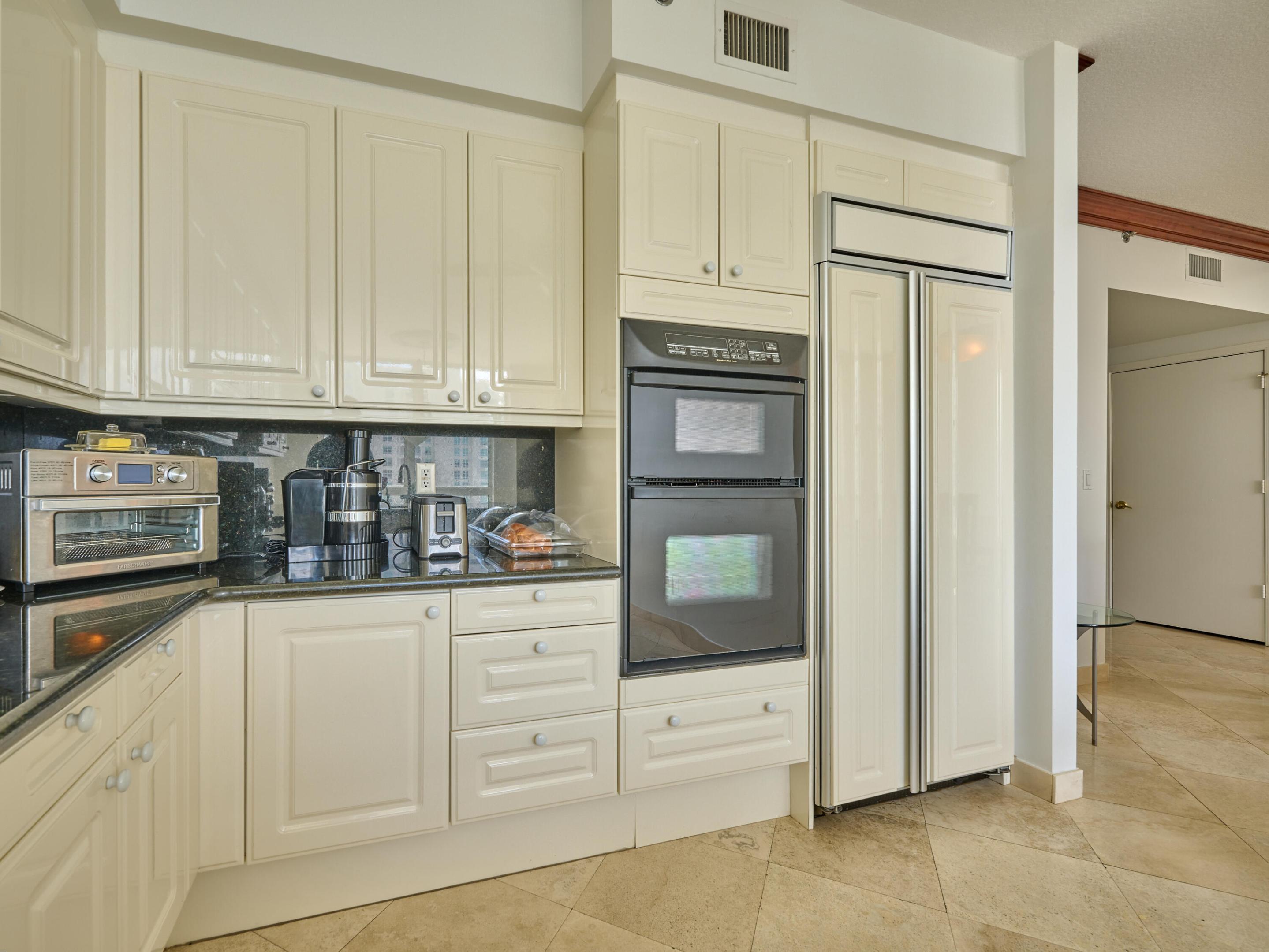 TOSCANA WEST CONDO - Residential Lease