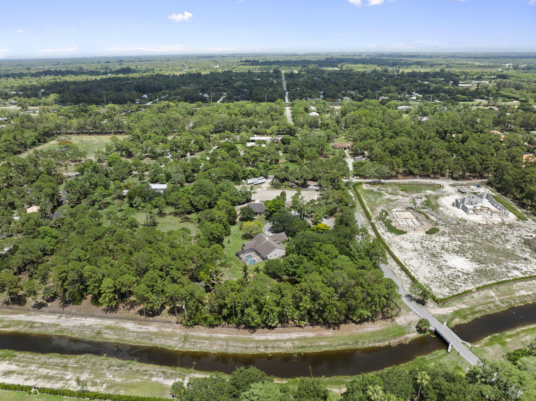 FOX TRAIL - Residential
