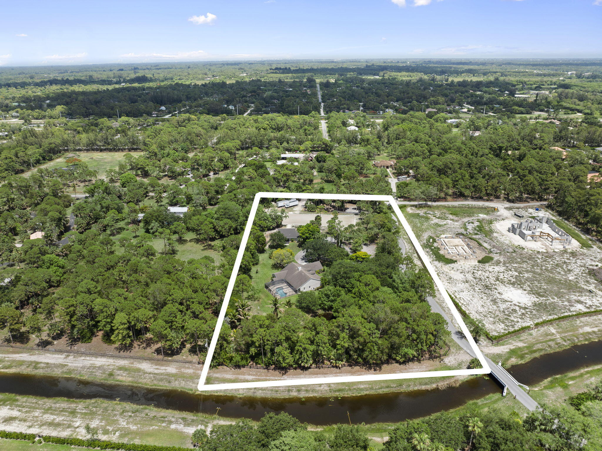 FOX TRAIL - Residential