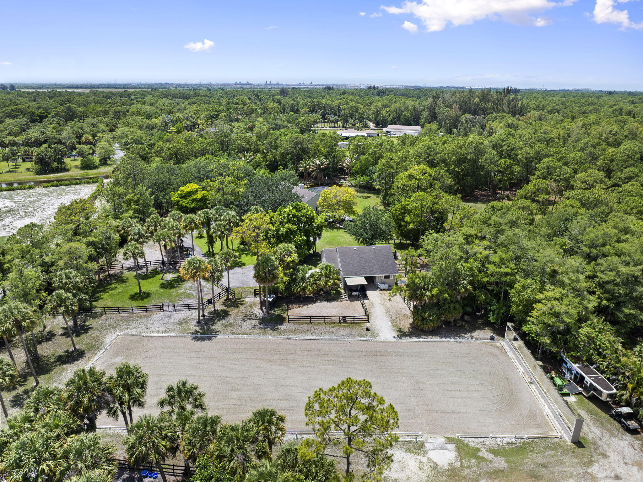 FOX TRAIL - Residential
