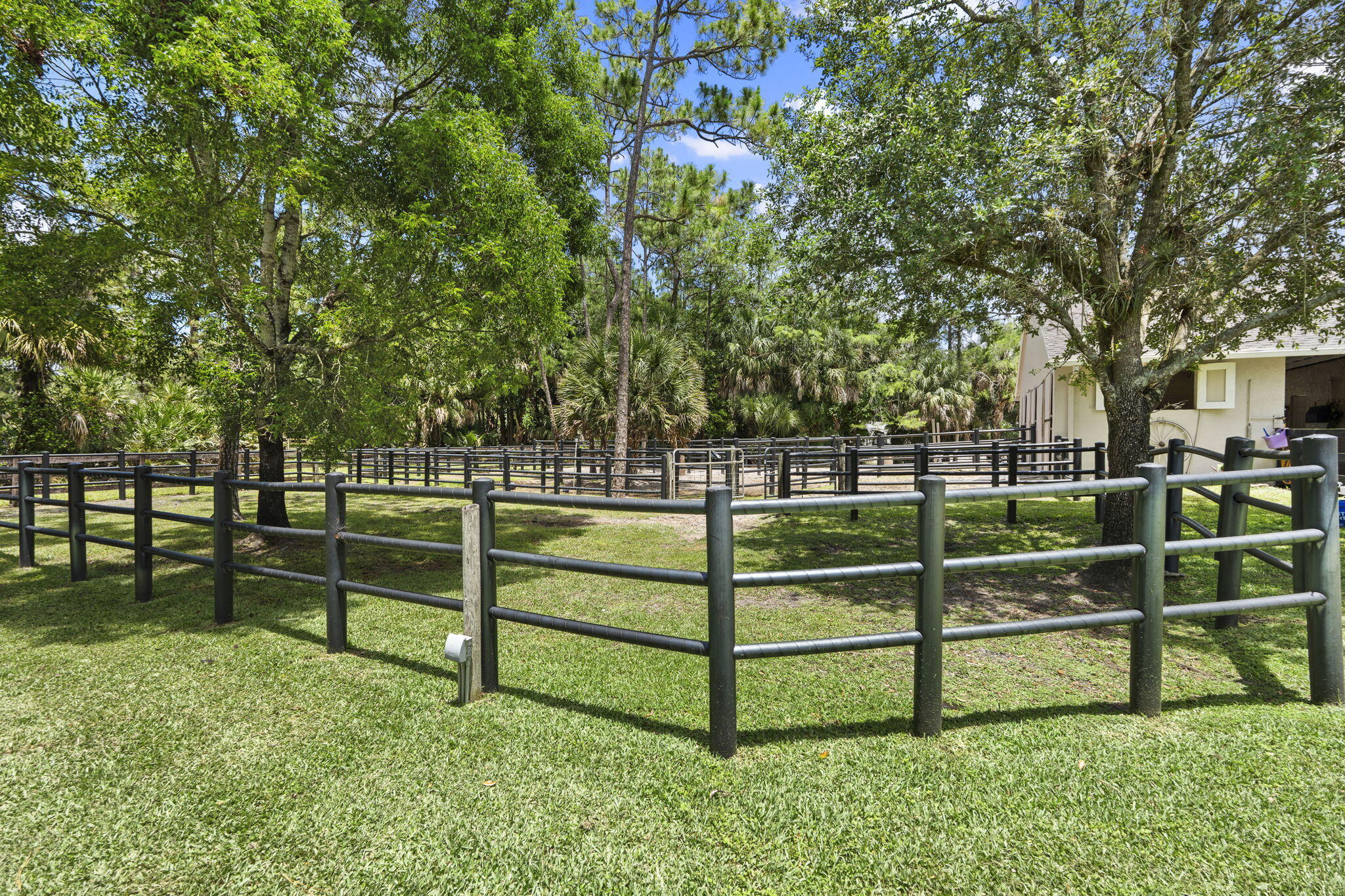 FOX TRAIL - Residential
