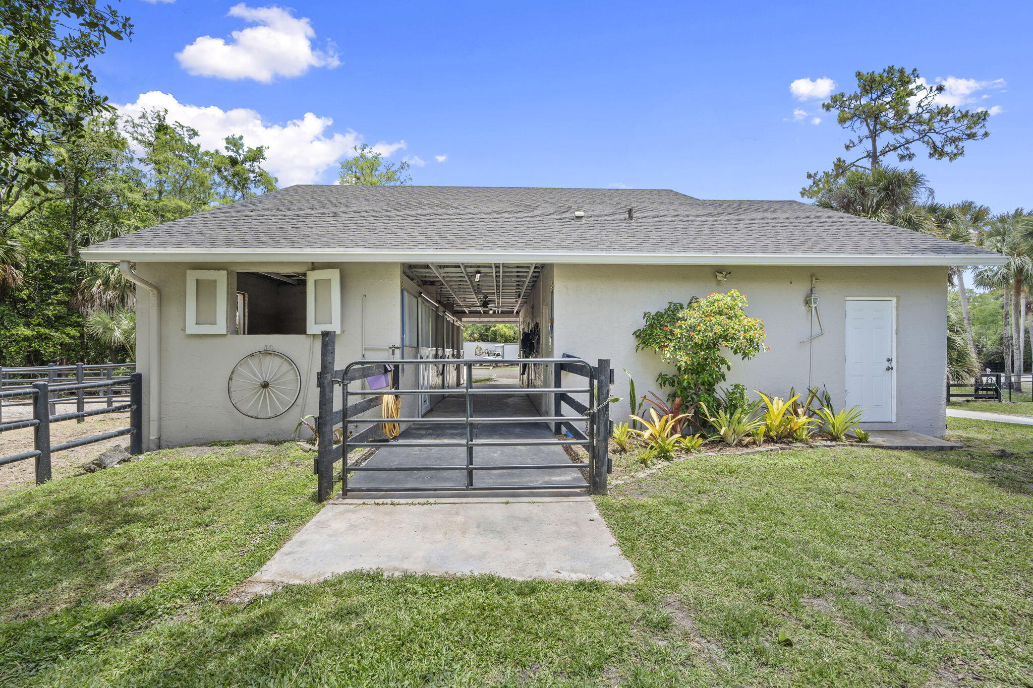 FOX TRAIL - Residential