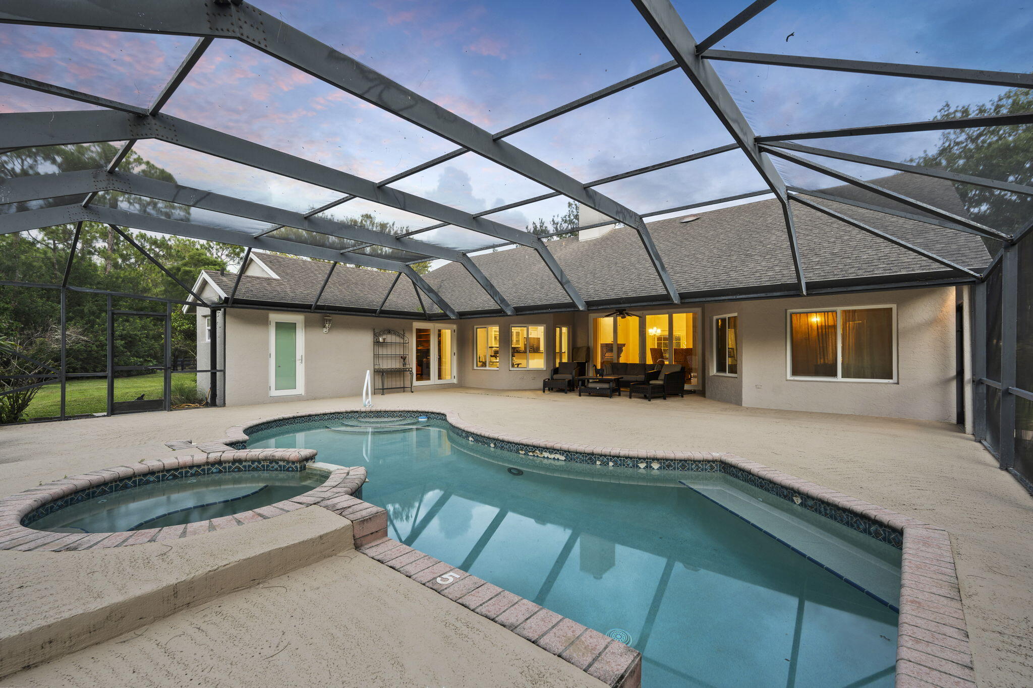 FOX TRAIL - Residential