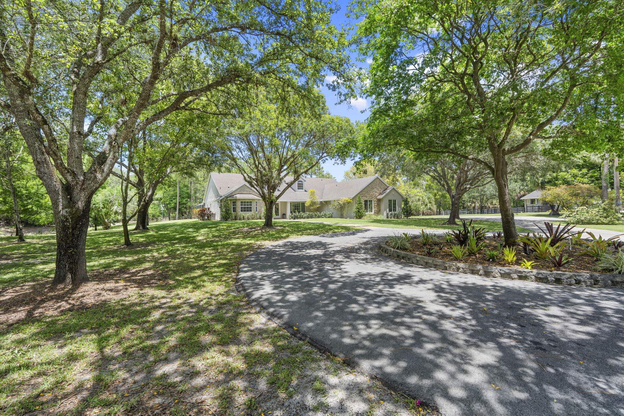 FOX TRAIL - Residential