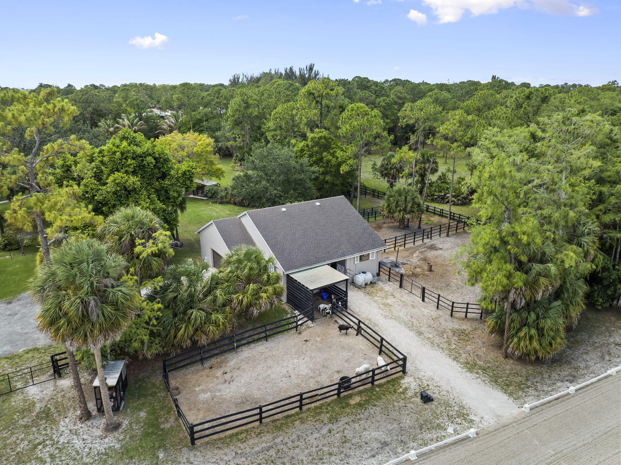 FOX TRAIL - Residential