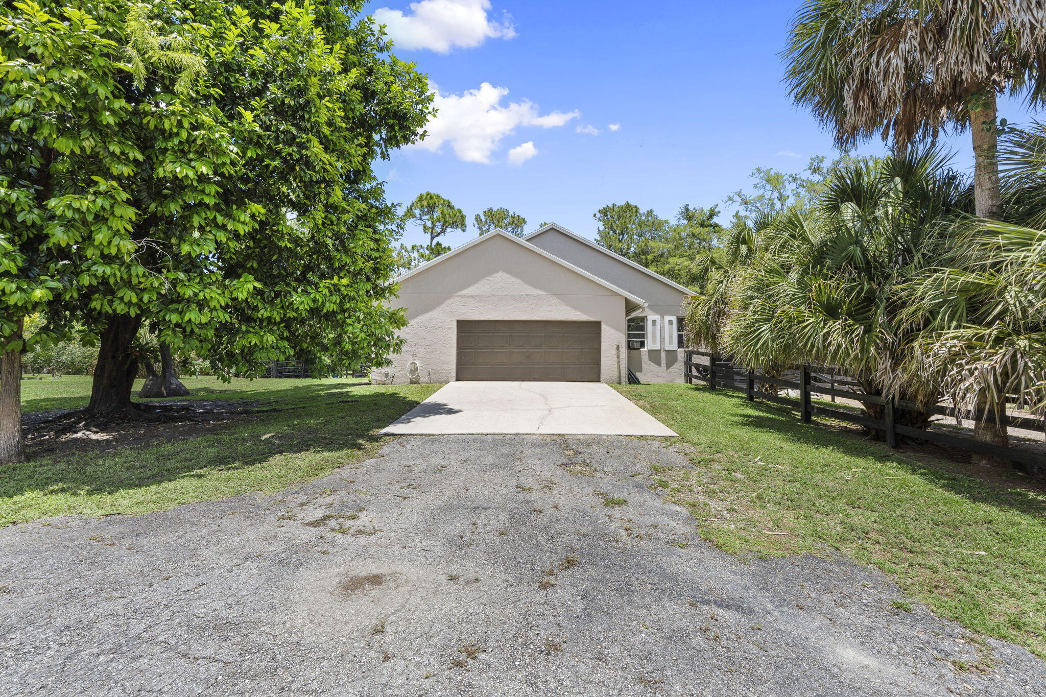 FOX TRAIL - Residential