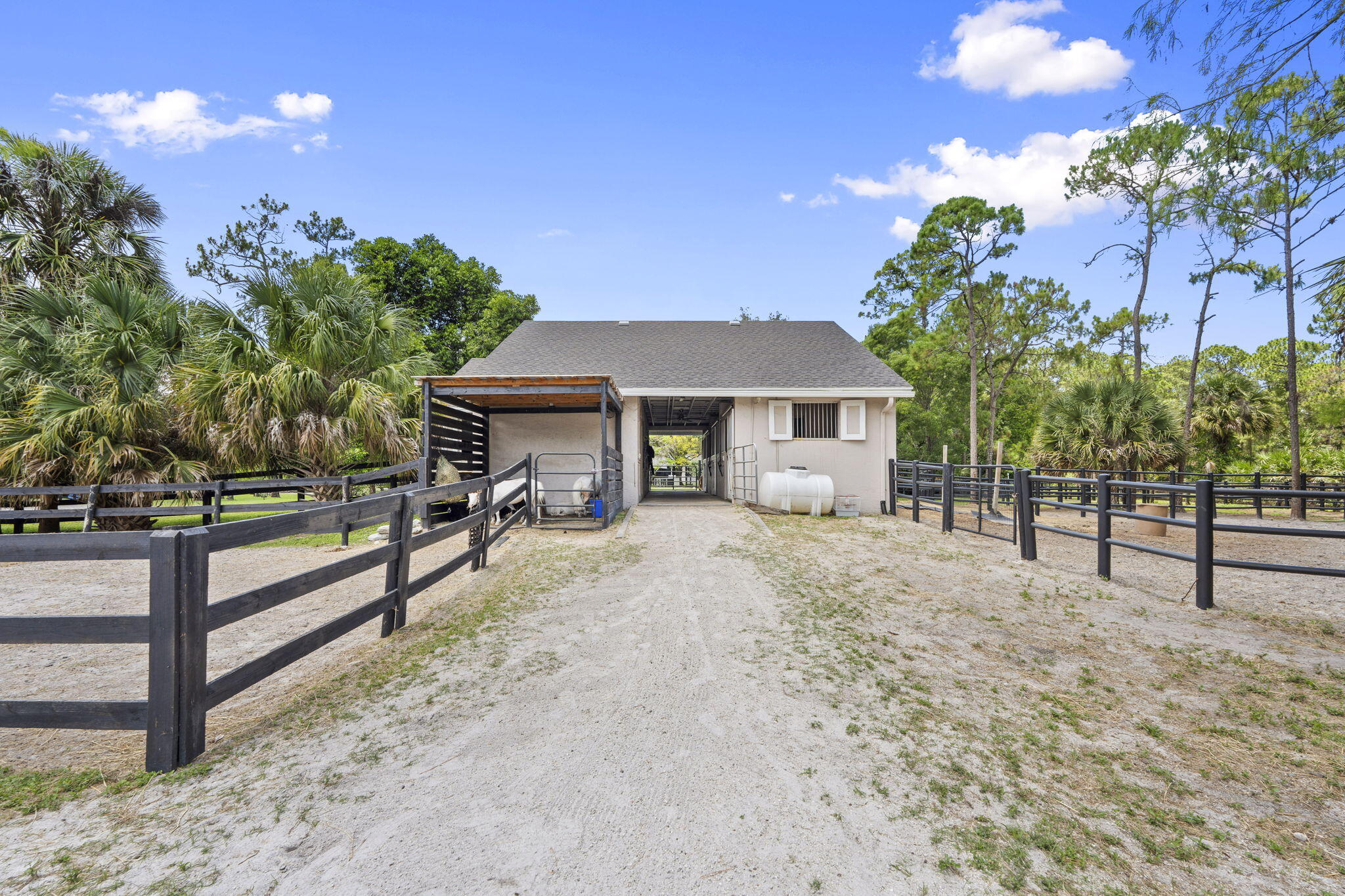 FOX TRAIL - Residential