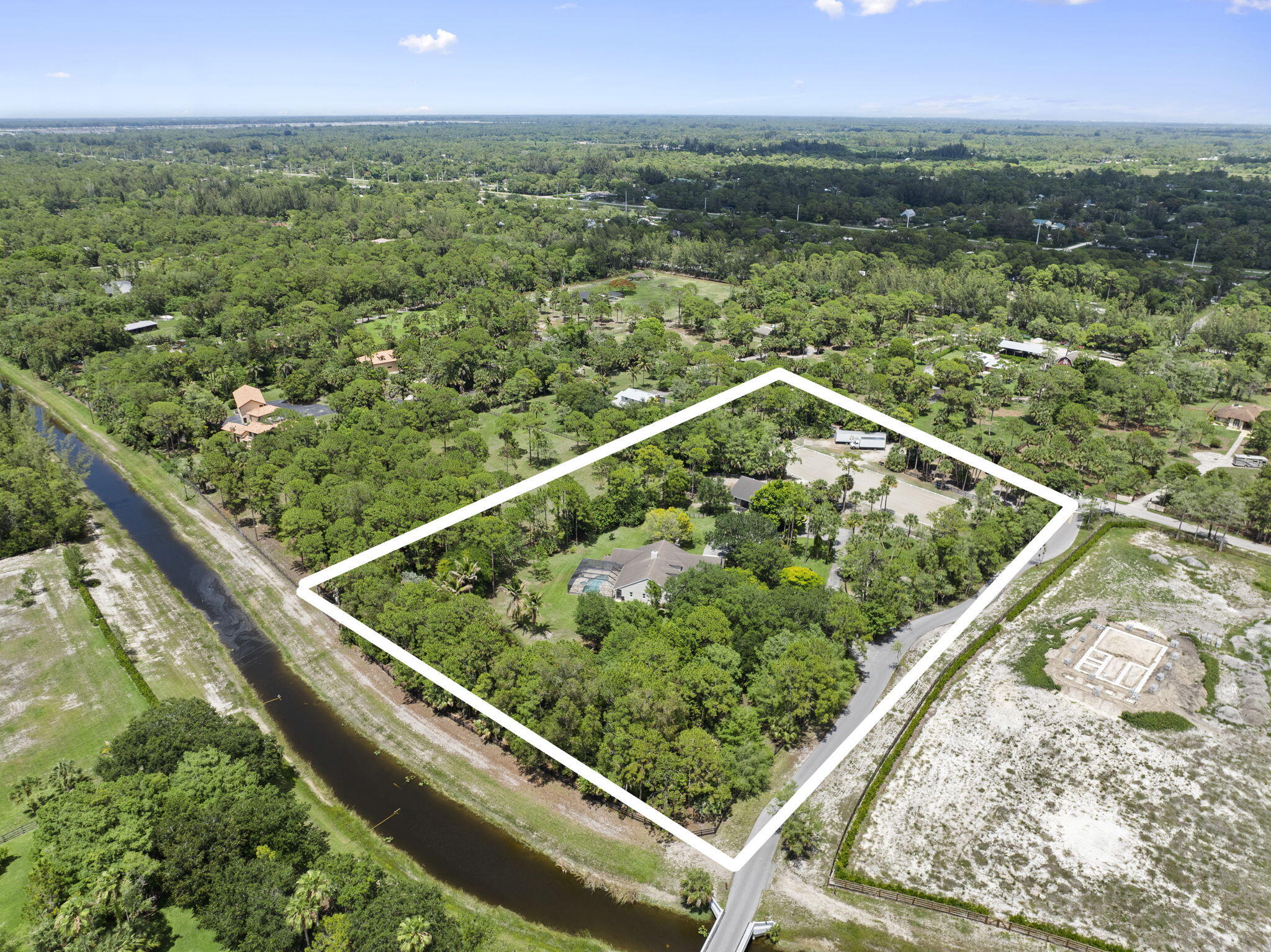 FOX TRAIL - Residential