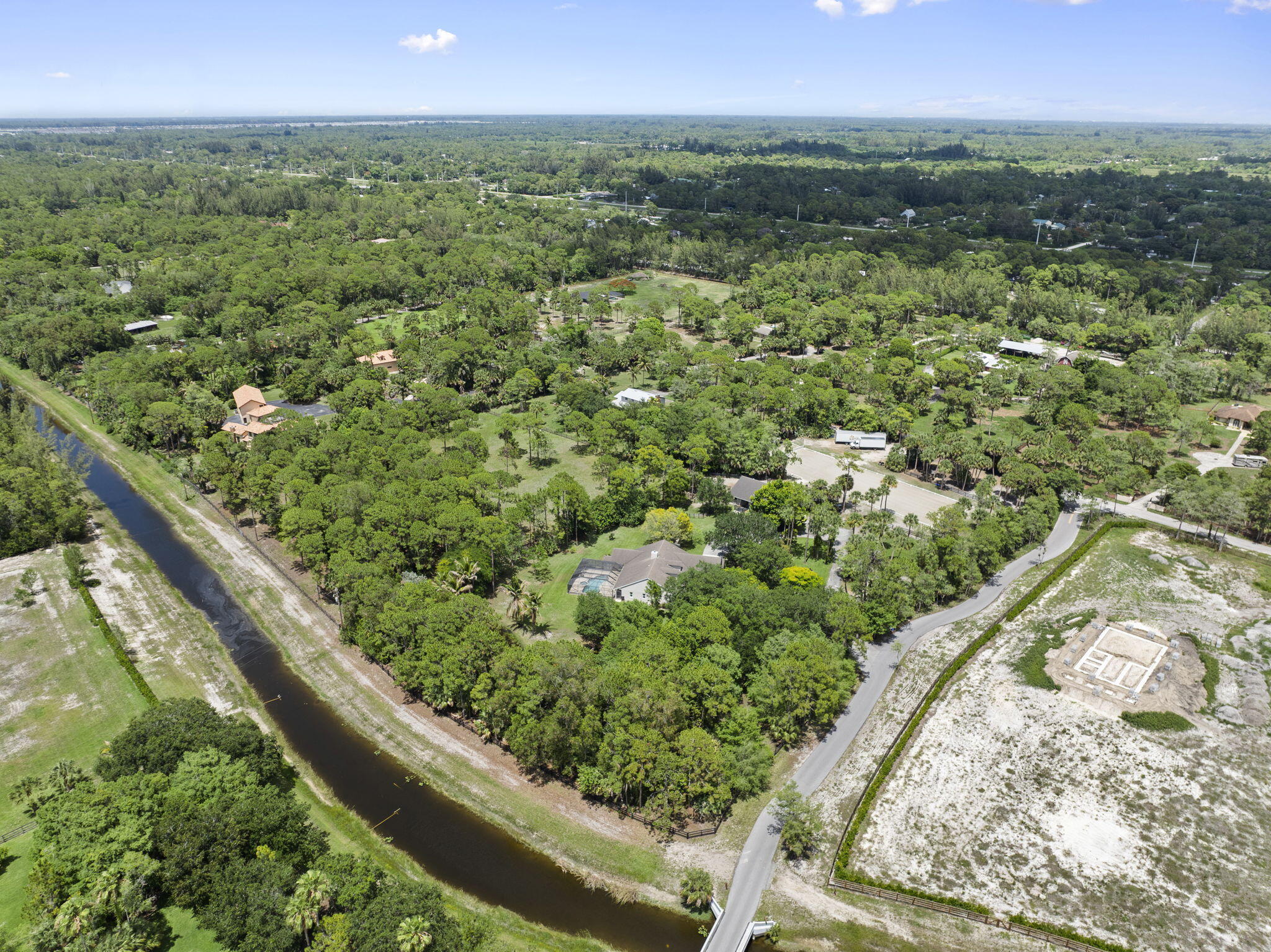 FOX TRAIL - Residential