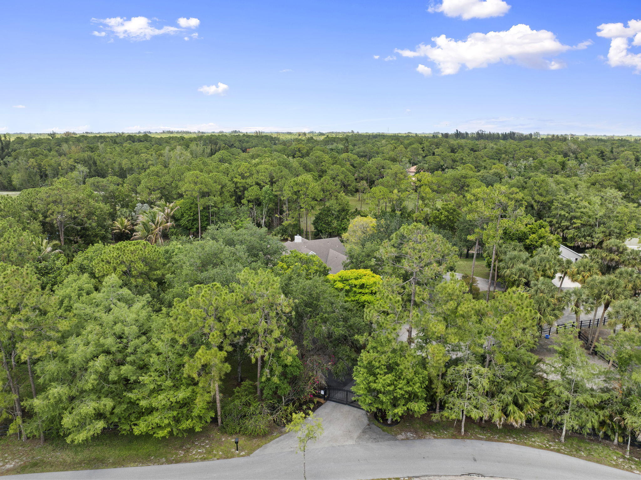 FOX TRAIL - Residential