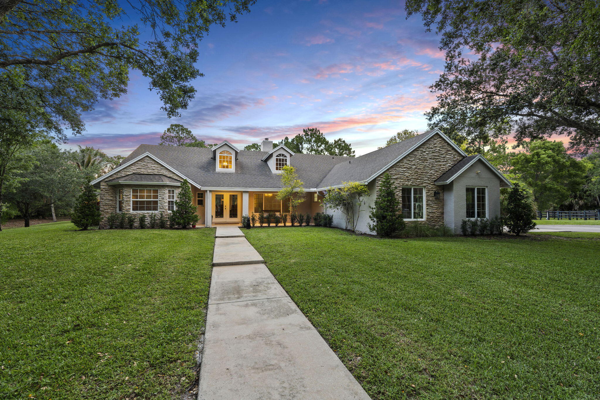 FOX TRAIL - Residential