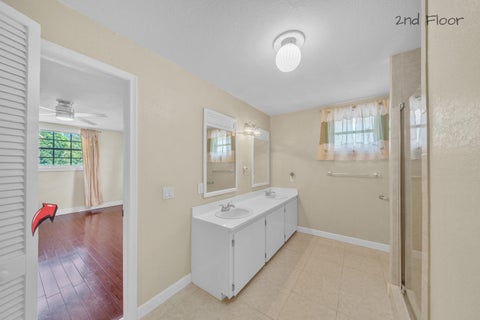 Tiny photo for 400 E Acre Drive, Plantation, FL 33317 (MLS # B26078658)