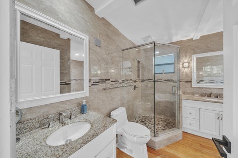 Tiny photo for 400 E Acre Drive, Plantation, FL 33317 (MLS # B26078658)