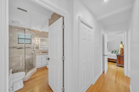 Tiny photo for 400 E Acre Drive, Plantation, FL 33317 (MLS # B26078658)