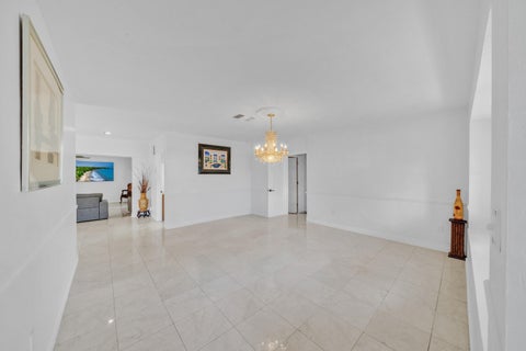 Tiny photo for 400 E Acre Drive, Plantation, FL 33317 (MLS # B26078658)