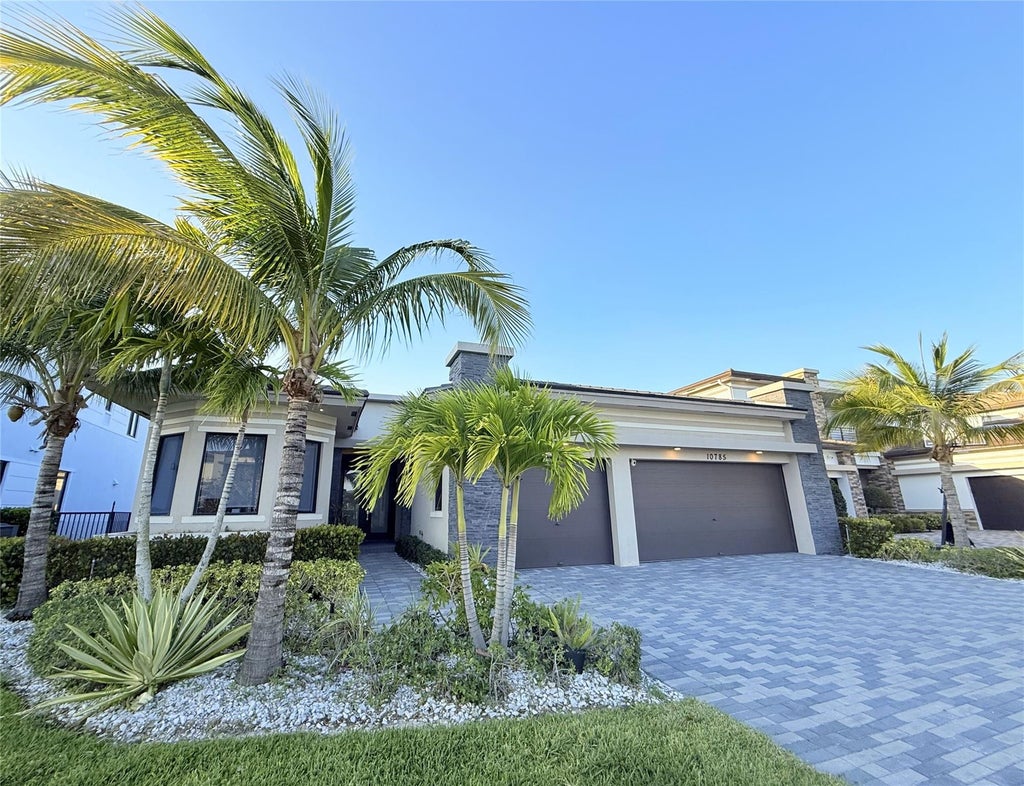 Photo of 10785 Coral Street, Parkland, FL 33076 (MLS # B26068205)