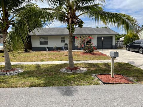 Single Family Residence in Lake Worth FL 4724 Carthage Circle Cir 19.jpg