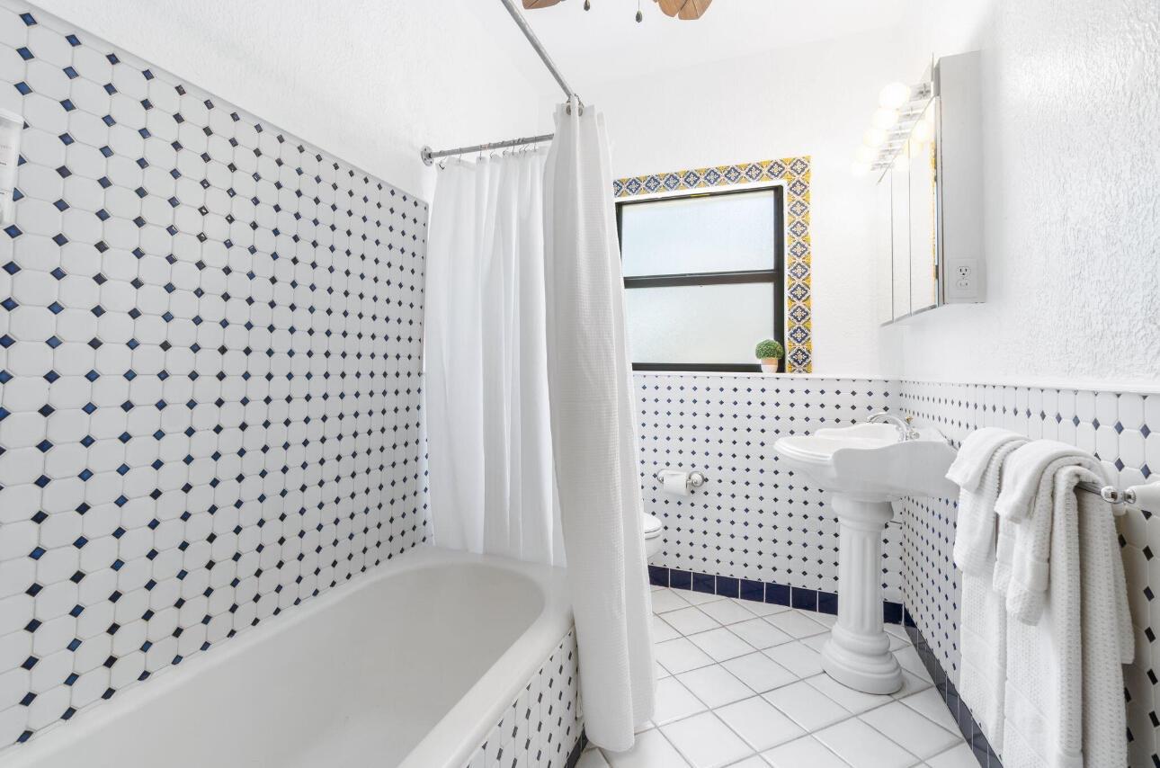 NORTHWOOD ADD - Residential Lease