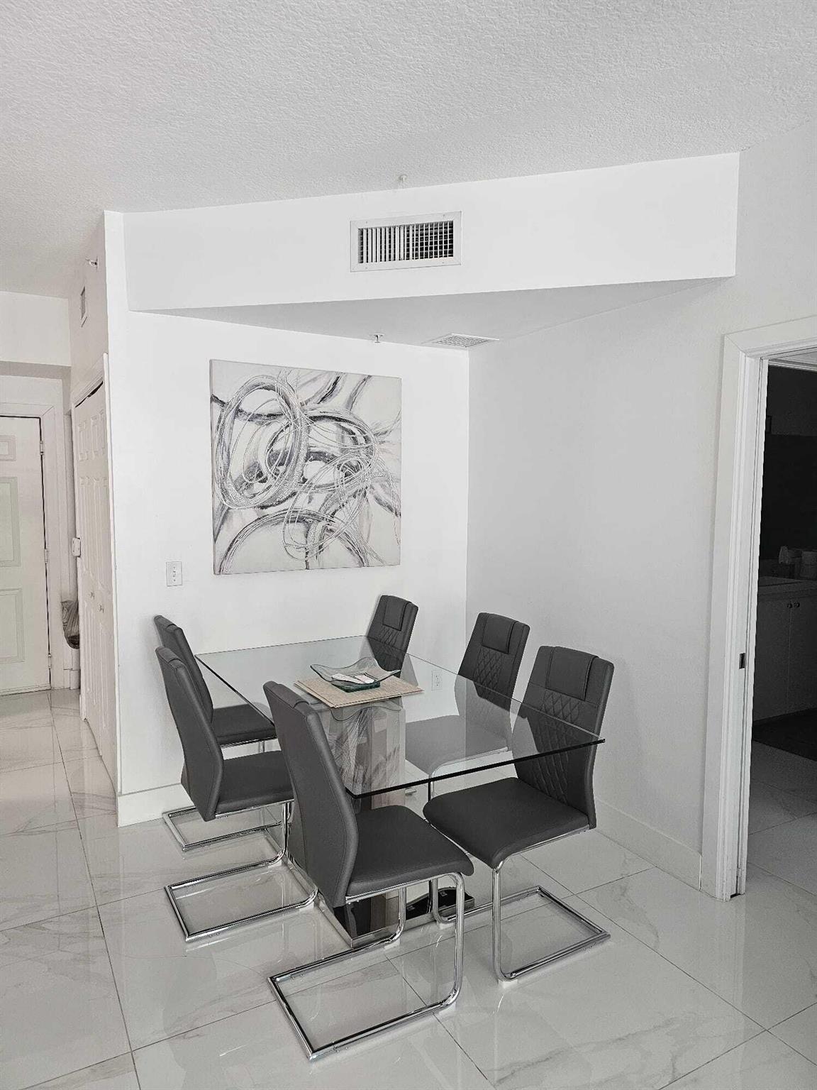 MOORINGS AT LANTANA CONDO - Residential Lease