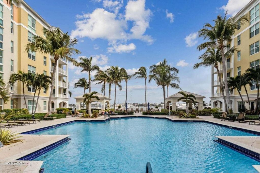 Photo of 804 E Windward Way #221, Lantana, FL 33462 (MLS # R11100374)