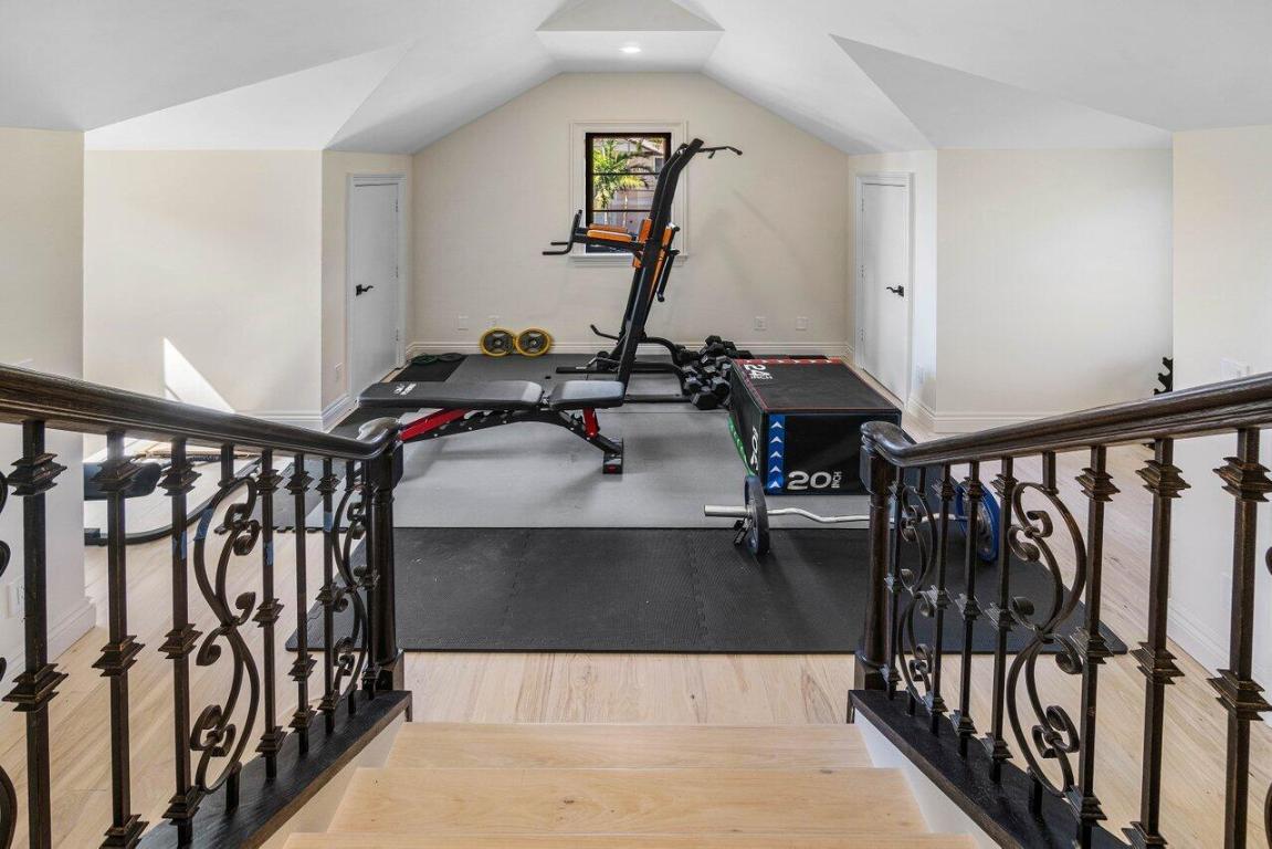 Paradise Port - Residential