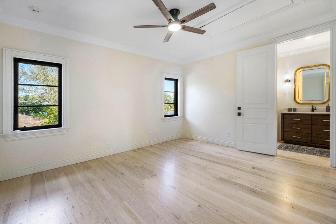 Paradise Port - Residential