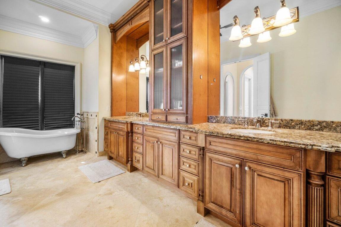 Paradise Port - Residential