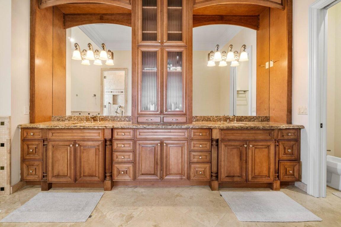 Paradise Port - Residential