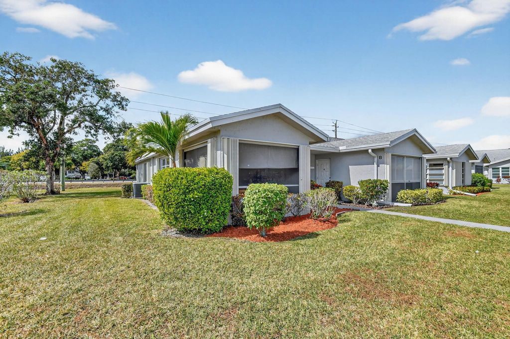 Photo of 14689 E Canalview Drive #A, Delray Beach, FL 33484 (MLS # F10552413)