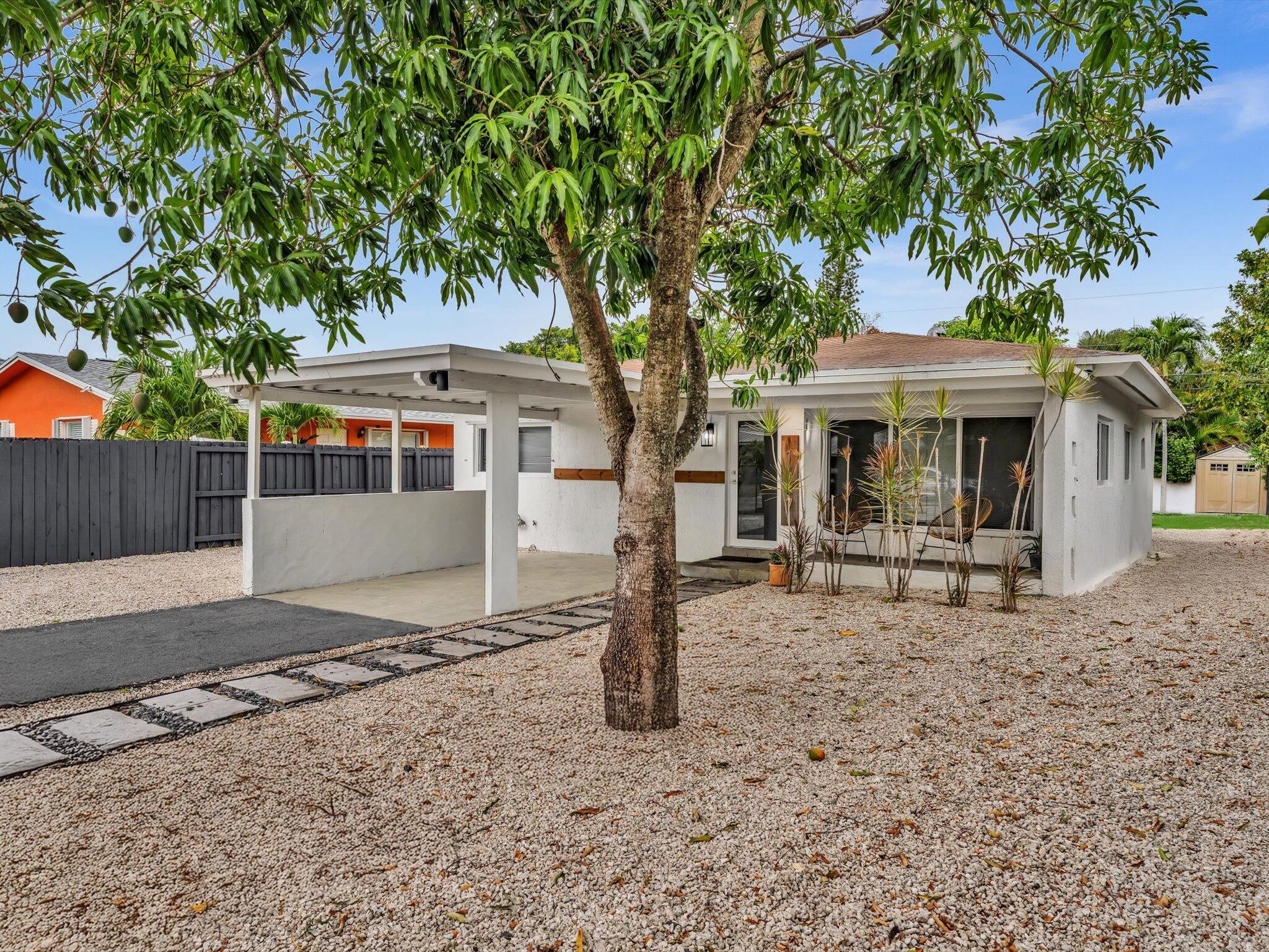 1617 NW 7th Avenue