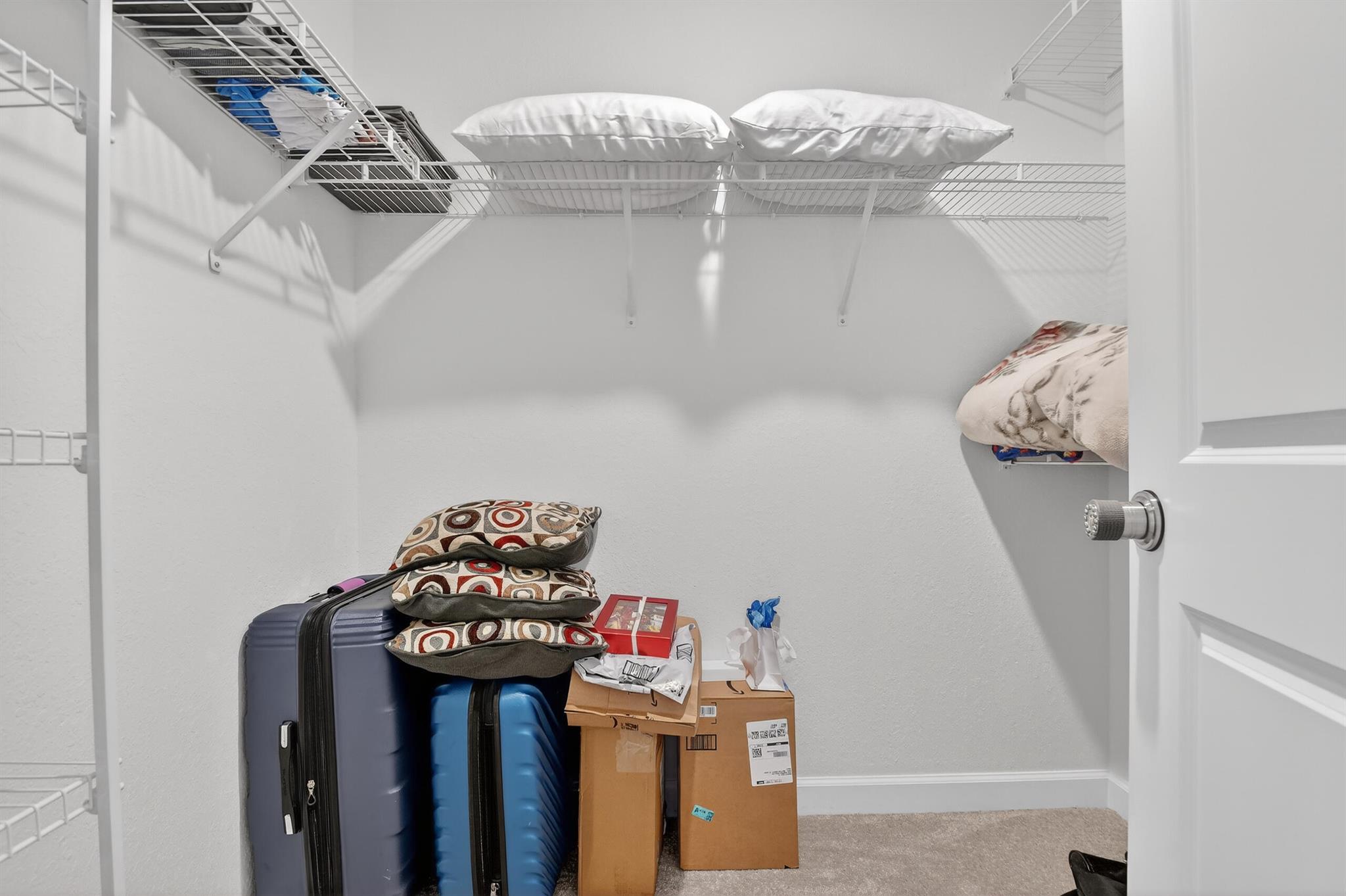 LAKESHORE AT THE FOUNTAIN - Residential