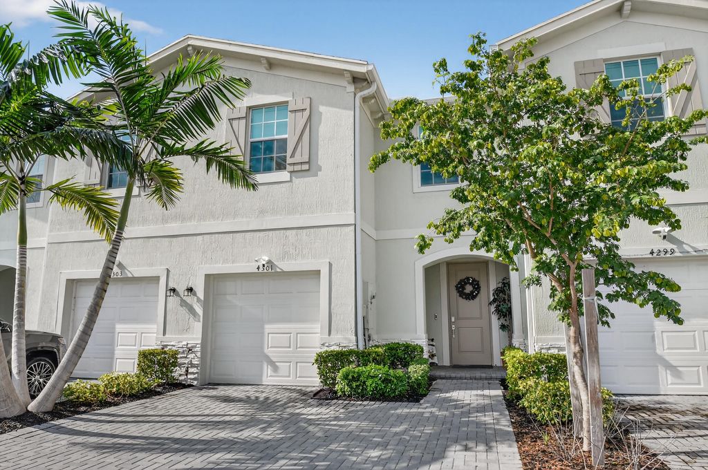Photo of 4301 Hammock Grove Drive, Lake Worth, FL 33467 (MLS # R11149664)