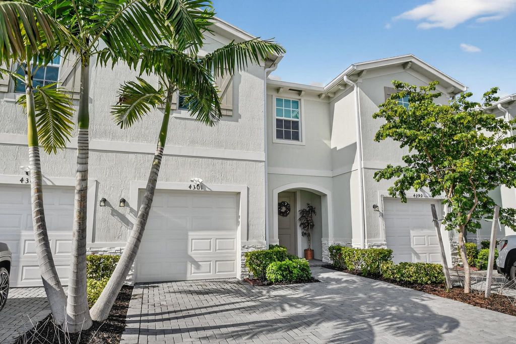 Photo of 4301 Hammock Grove Drive, Lake Worth, FL 33467 (MLS # R11149664)