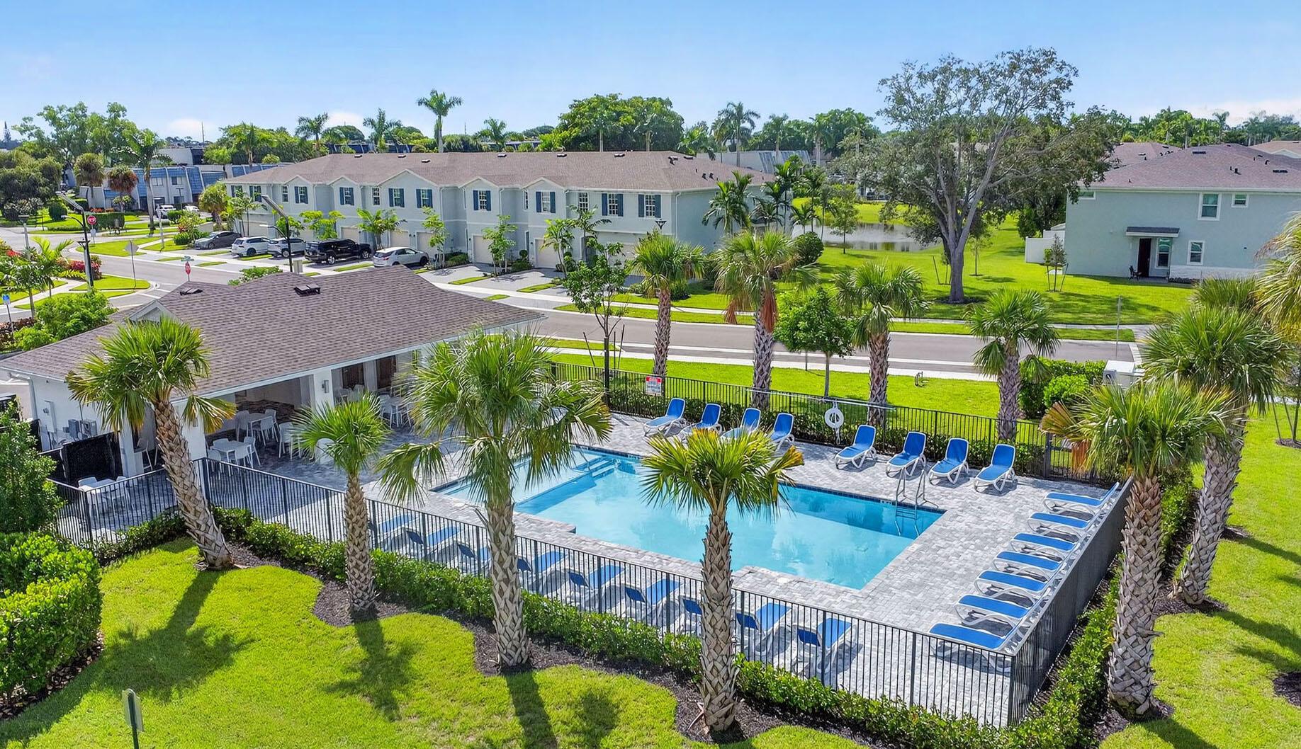 LAKESHORE AT THE FOUNTAIN - Residential