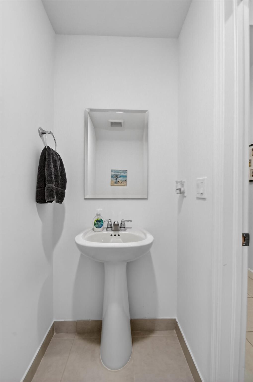 LAKESHORE AT THE FOUNTAIN - Residential