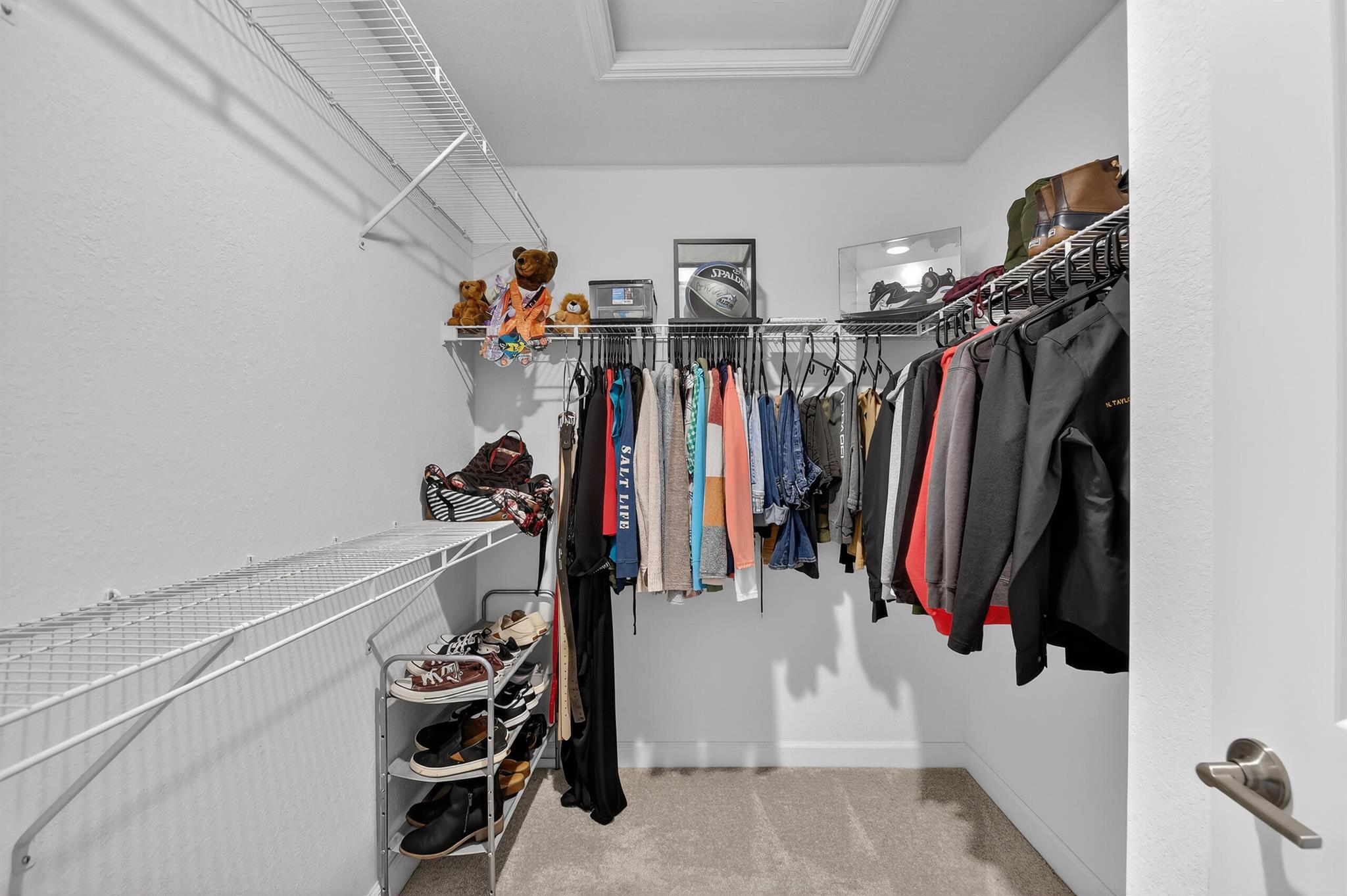 LAKESHORE AT THE FOUNTAIN - Residential