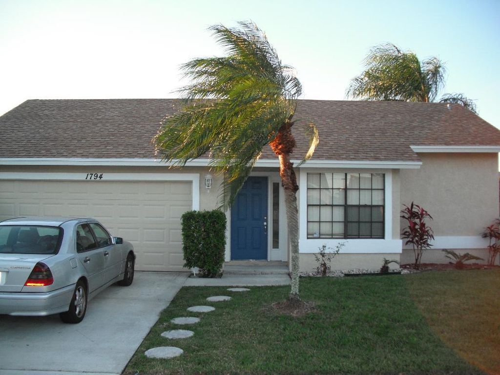 Photo of 1794 Banyan Creek Circle N, Boynton Beach, FL 33436 (MLS # R11138734)