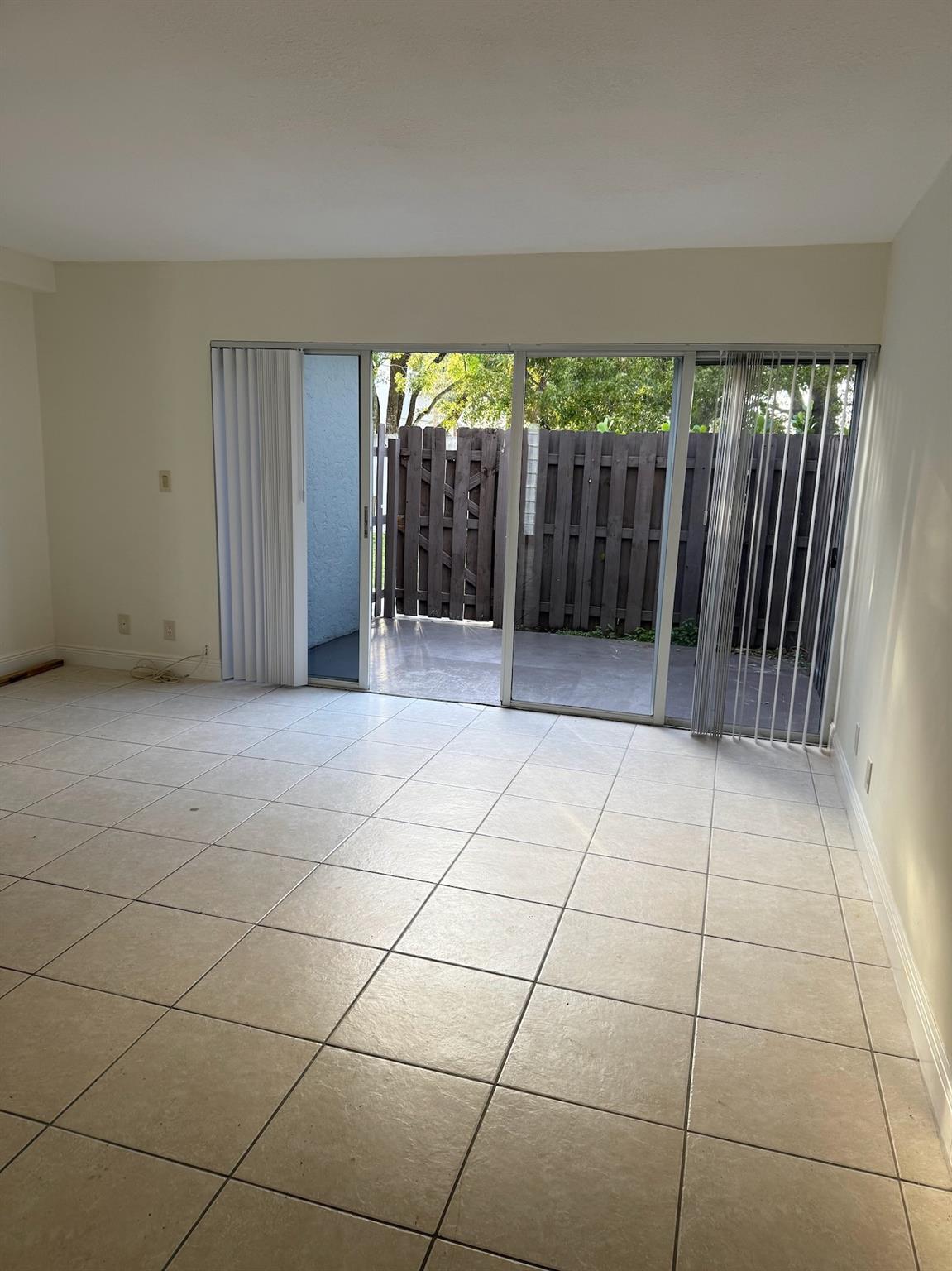 Loch Lomond Sec 3 78-46 B - Residential Lease