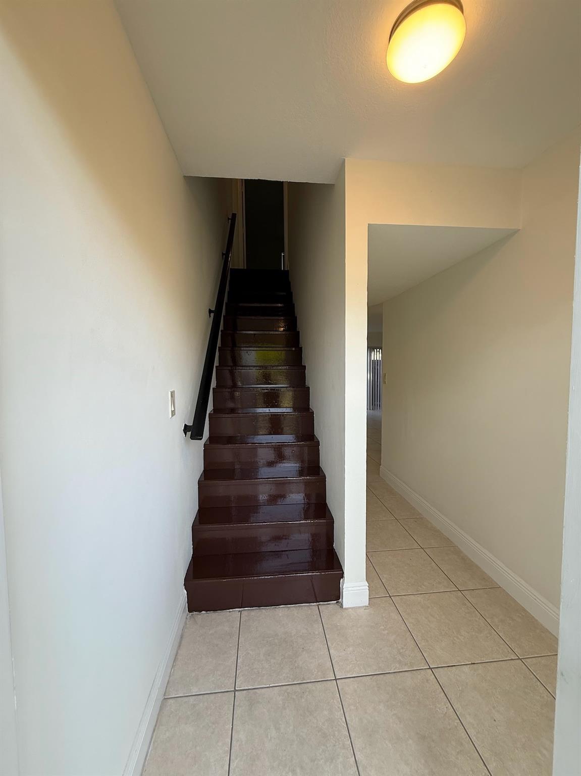 Loch Lomond Sec 3 78-46 B - Residential Lease