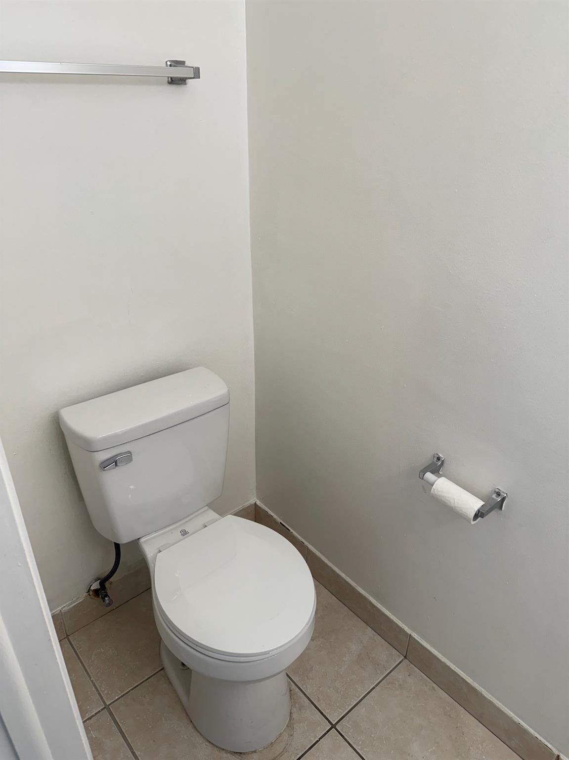 Loch Lomond Sec 3 78-46 B - Residential Lease