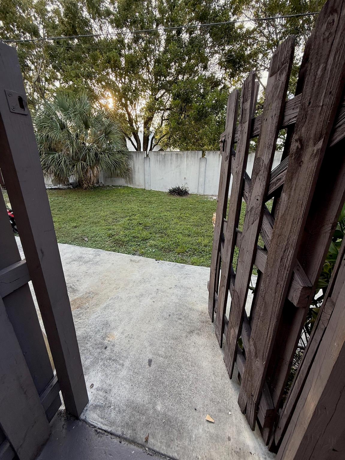 Loch Lomond Sec 3 78-46 B - Residential Lease