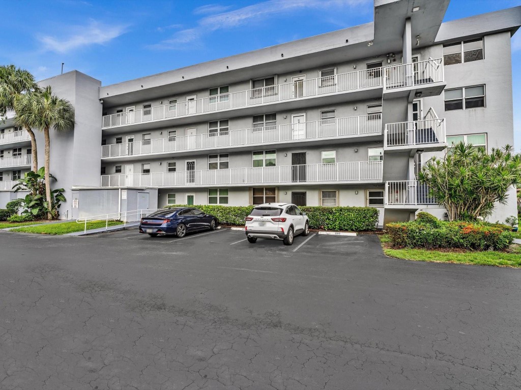 Royal Park Condo - Residential